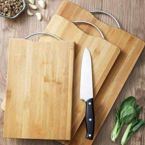 planche-a-decouper-en-bois-bambou-plusieurs-tailles